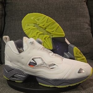 Reebok 'InstaPump Fury 95' 'Glow In The Dark' Edition